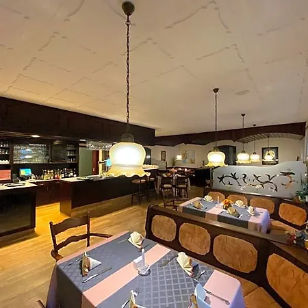 Hotel Herbstein 3*