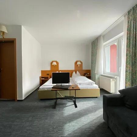 Hotel Herbstein Szálloda 3*