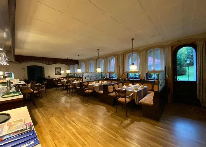 Hotell Hotel Herbstein