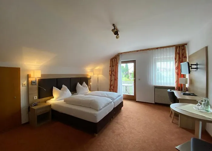 Hotell Hotel Herbstein Herbstein